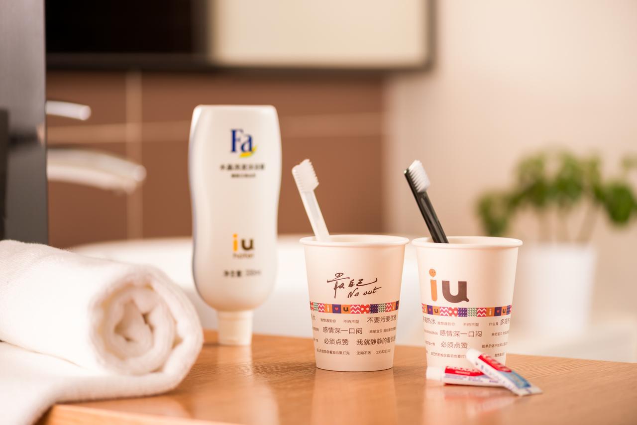 Iu Hotel Urumqi Shinianzi Bus Station Экстерьер фото